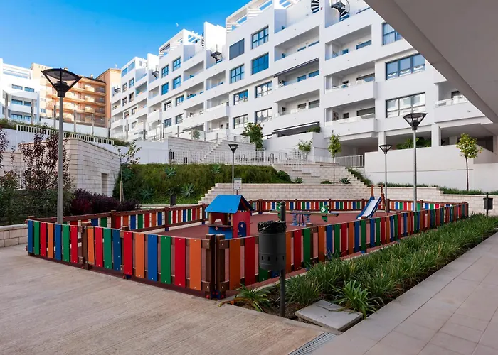 Casa De Amigos * Estepona