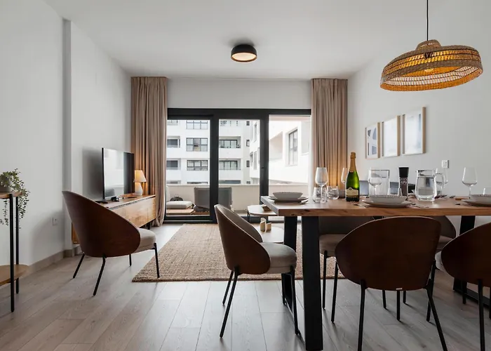 Casa De Amigos * Estepona